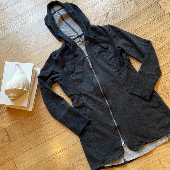 Mondetta | Tops | Mondetta Andrea Full 